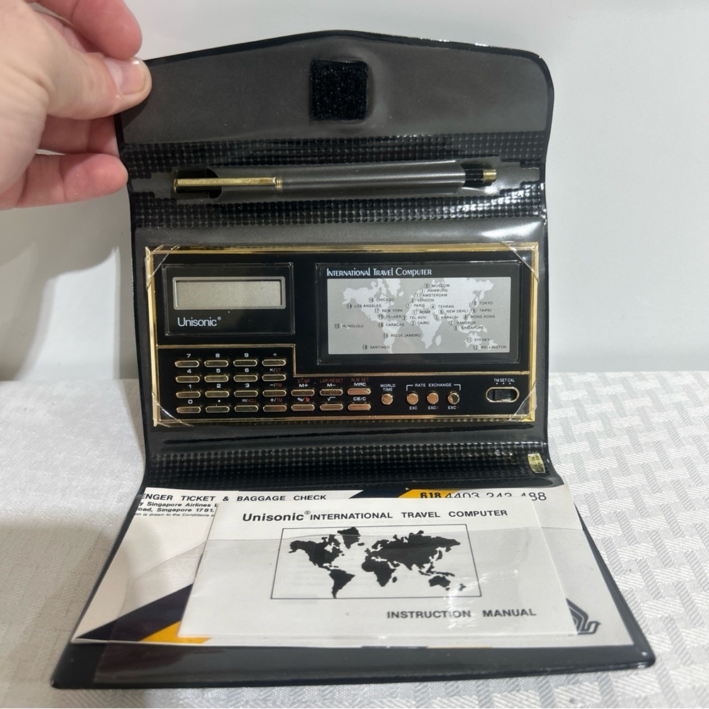 Vintage NEW RARE Unisonic International Travel Computer Handheld - Model 9595.
